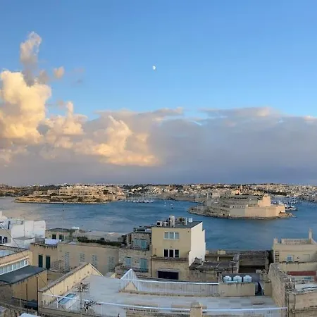 Apartament Luxe 3-bedroom Duplex Penthouse With Sea View Terrace And Jacuzzi