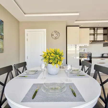 Appartamento Luxe 3-bedroom Duplex Penthouse With Sea View Terrace And Jacuzzi La Valletta