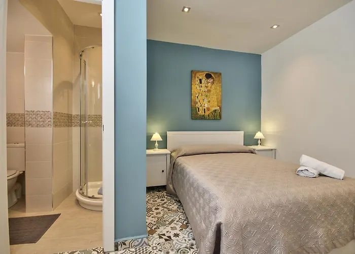 Apartment Luxe 3-bedroom Duplex Penthouse With Sea View Terrace And Jacuzzi Valletta